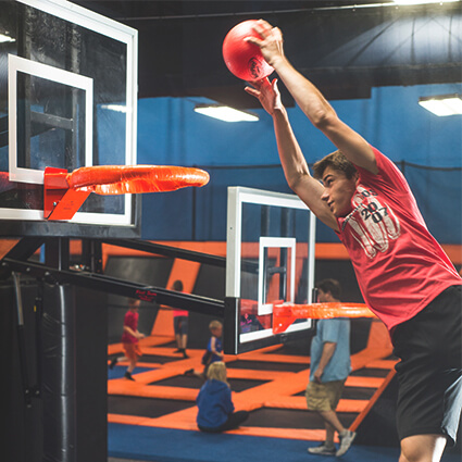 Knuckleheads Wisconsin Dells Indoor Trampoline Park